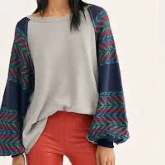 We The Free Gray Oversized Thermal Rainbow Dreams Knit Top Women’s Size Small - Picture 2 of 10